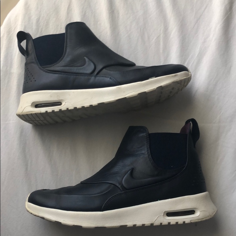 Nike navy water proof sneakers. High tops!